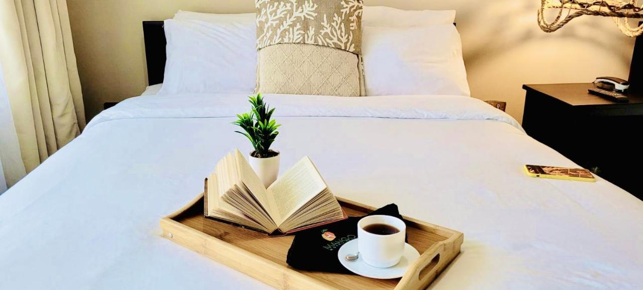 Hotel Mango Airport Rio Segundo Екстер'єр фото