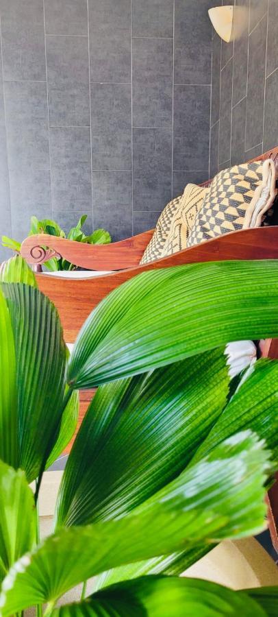 Hotel Mango Airport Rio Segundo Екстер'єр фото